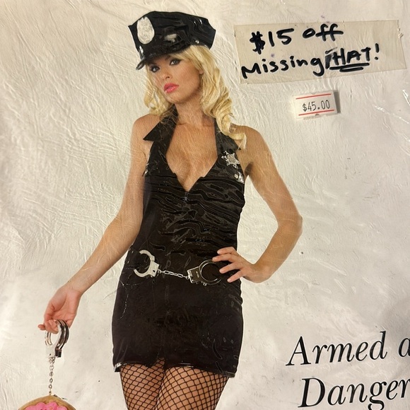 Armed and Dangerous - Picture 5 of 9